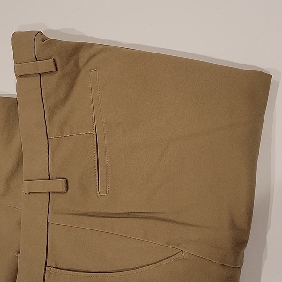 Dockers Men's Straight Fit Khaki Casual Pants - Picture 7 of 7